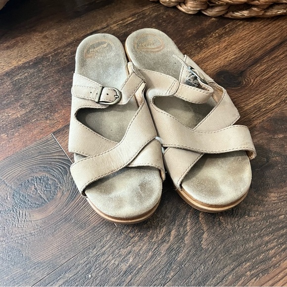 Dansko Womens Sela Leather Sip On Open Toe Tan Slide Sandals Sz (9.5-10) 40 - Picture 2 of 5
